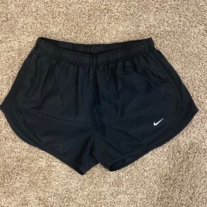 Nike black shorts XL
